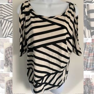 F21 Striped Shoulder Cut Out Shirt